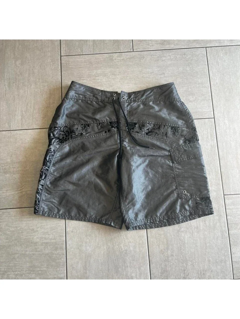 Ocean Pacific OP Mens Metallic Silver Floral Board Shorts Size 34 Surf Trunks